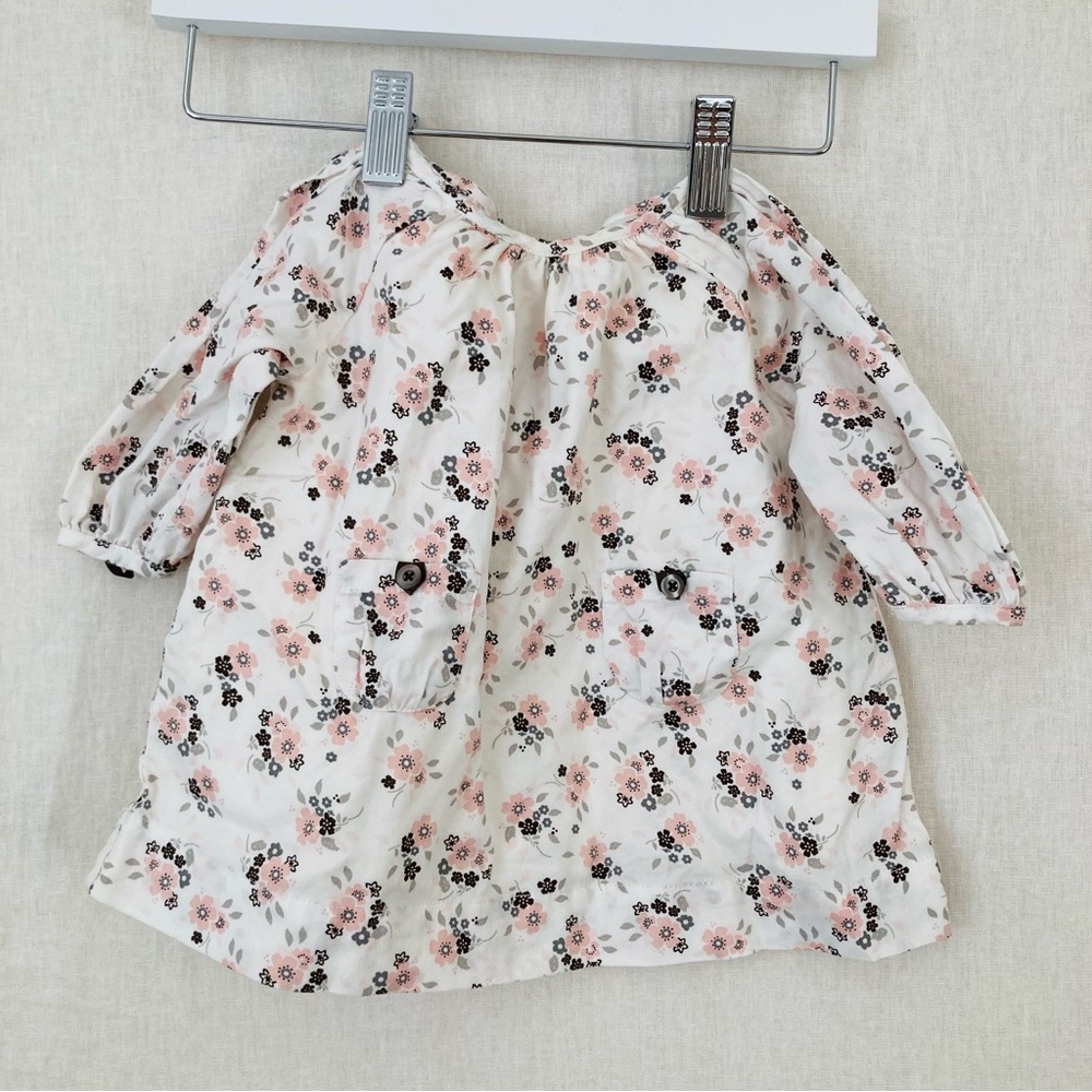 Old Navy Whote Floral Long Sleeve Dress
